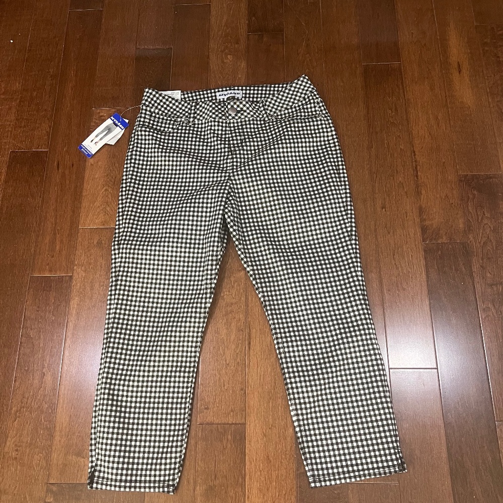 Nygard capri pants